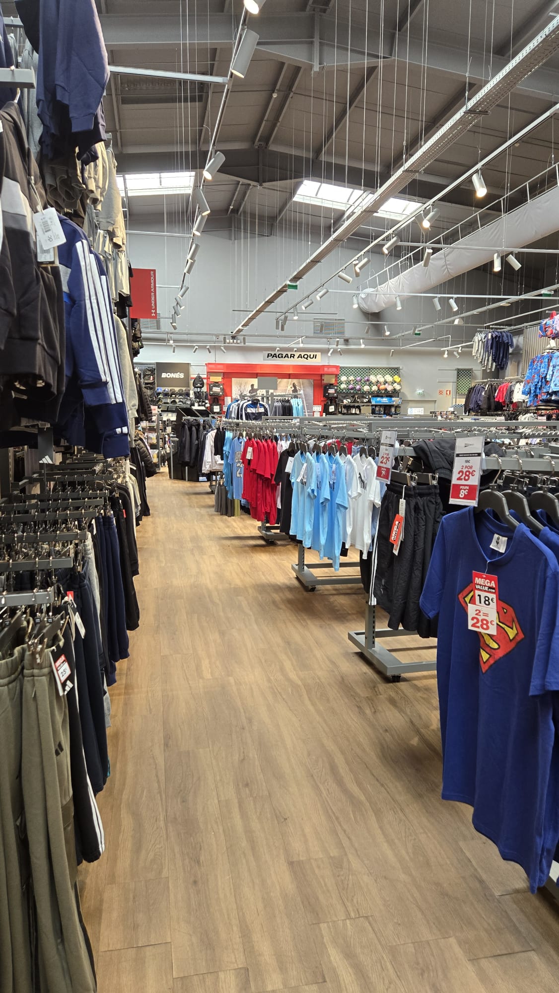 Sports Direct, fotografia adicional do projecto